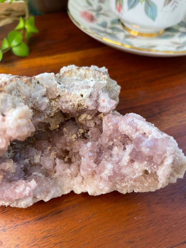 Roze Amethist Geode - Nr 1