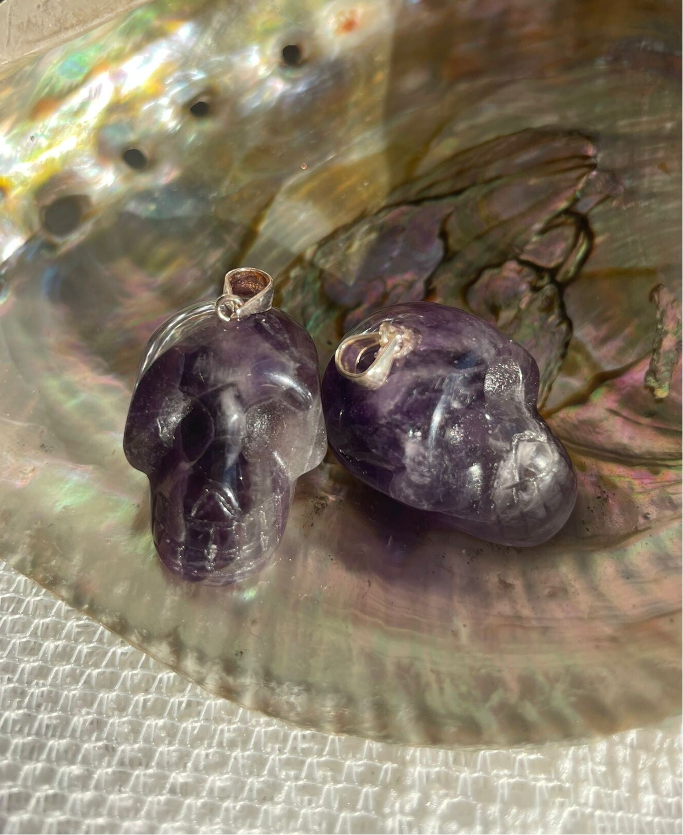 Amethist Skull Hanger