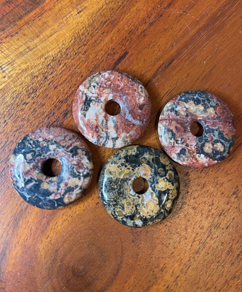 Luipaard Jaspis Donuthanger S