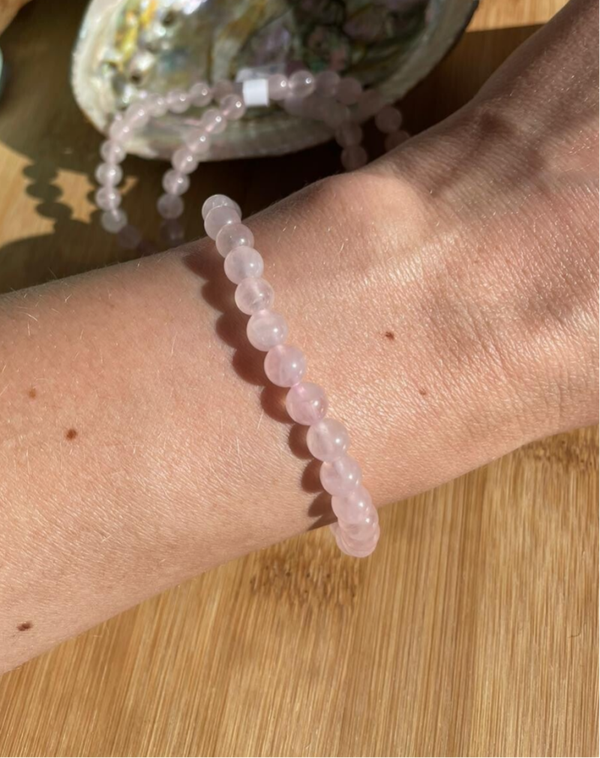 Rozenkwarts Armband 6 mm
