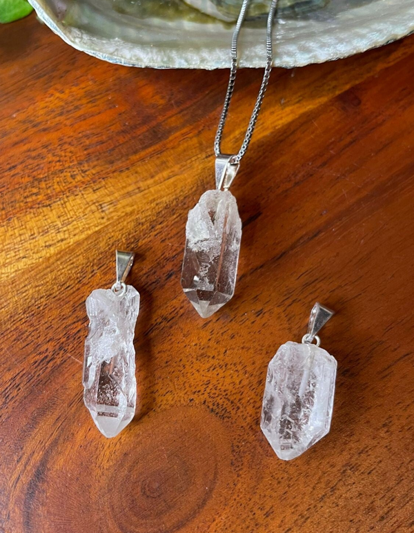 Bergkristal ruw Hanger