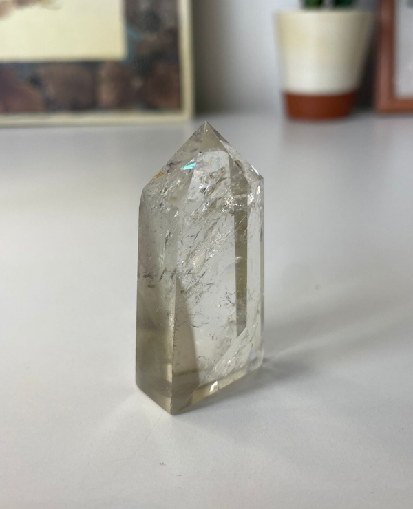 Rookkwarts Obelisk ( Heel lichte rookkwarts ) - Nr 31