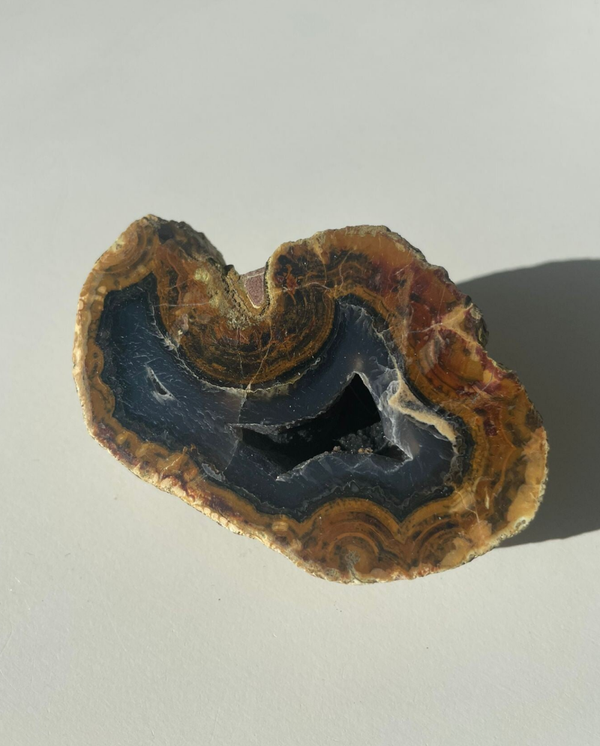 Vulkanisch Agaat Geode UV Reactief- Nr 01