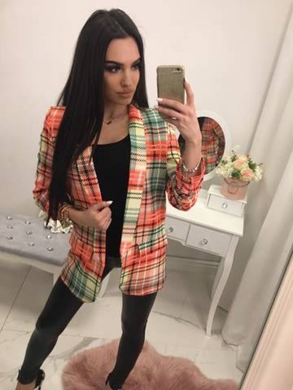 Mooie geruite lente jas