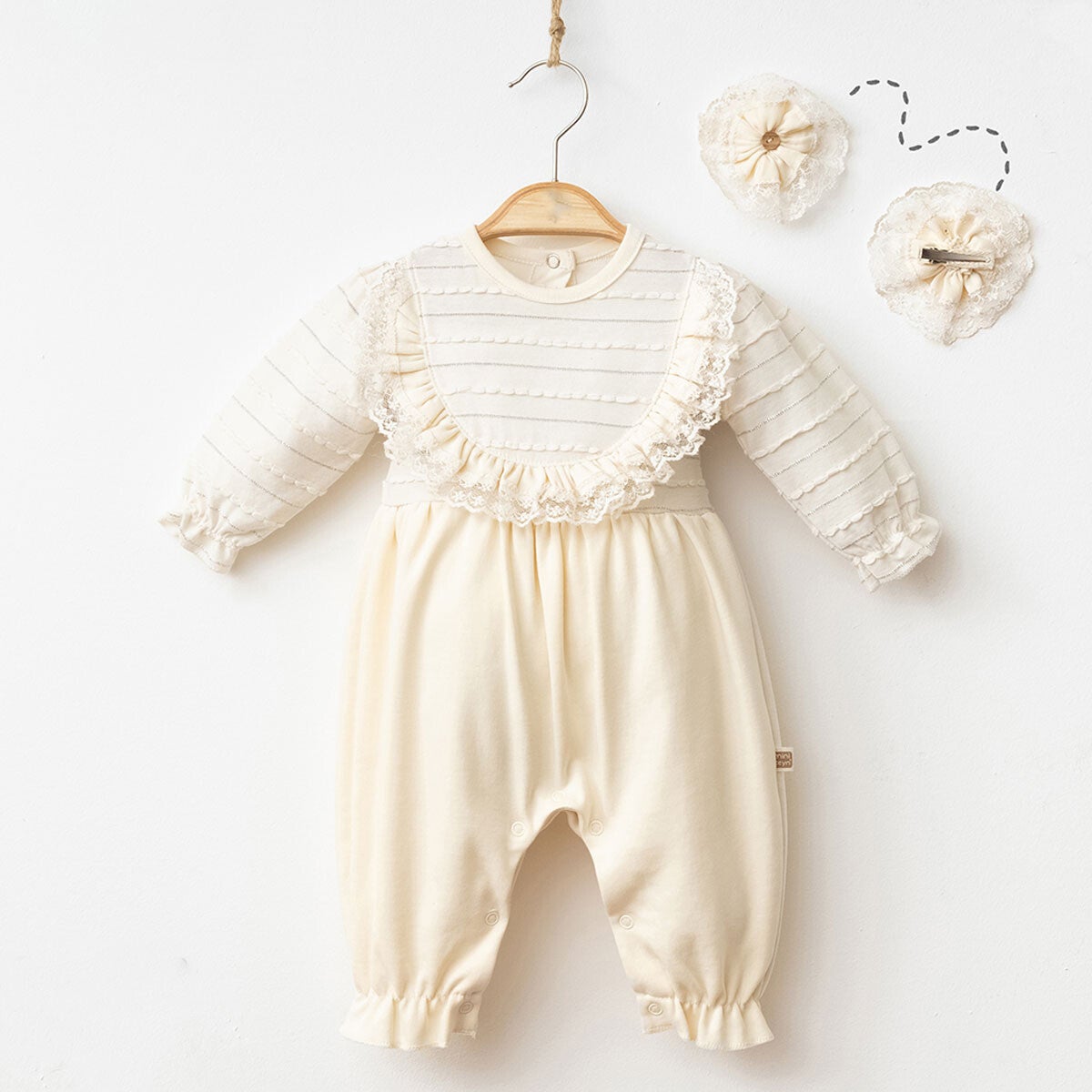 Mimi pakje crème met accessoires - 3 delig - 3-6-9 maanden