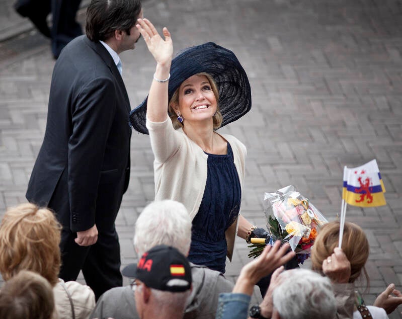 Aankomst van de Koning en Koningin bij de Maasboulevard in Venlo 12-06-2013
