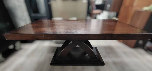 ELEGANT COFFEE TABLE