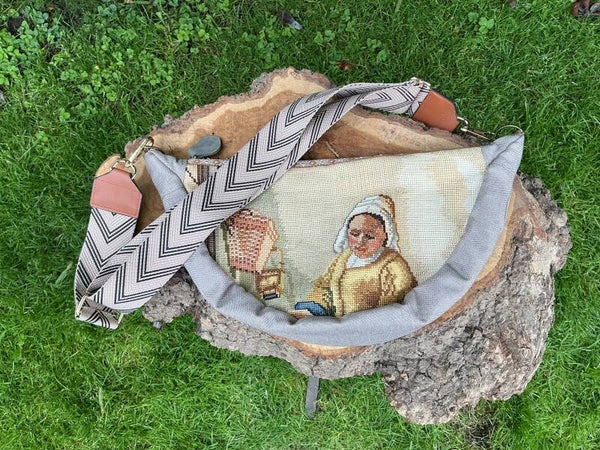 A Slingbag (melkmeisje) L