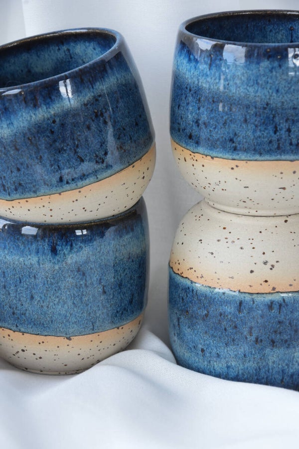 Kaffee Tasse dunkelblau