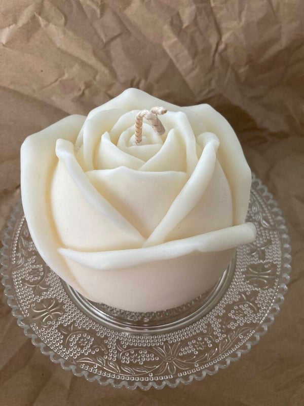 Jättiruusu kynttilä🌹