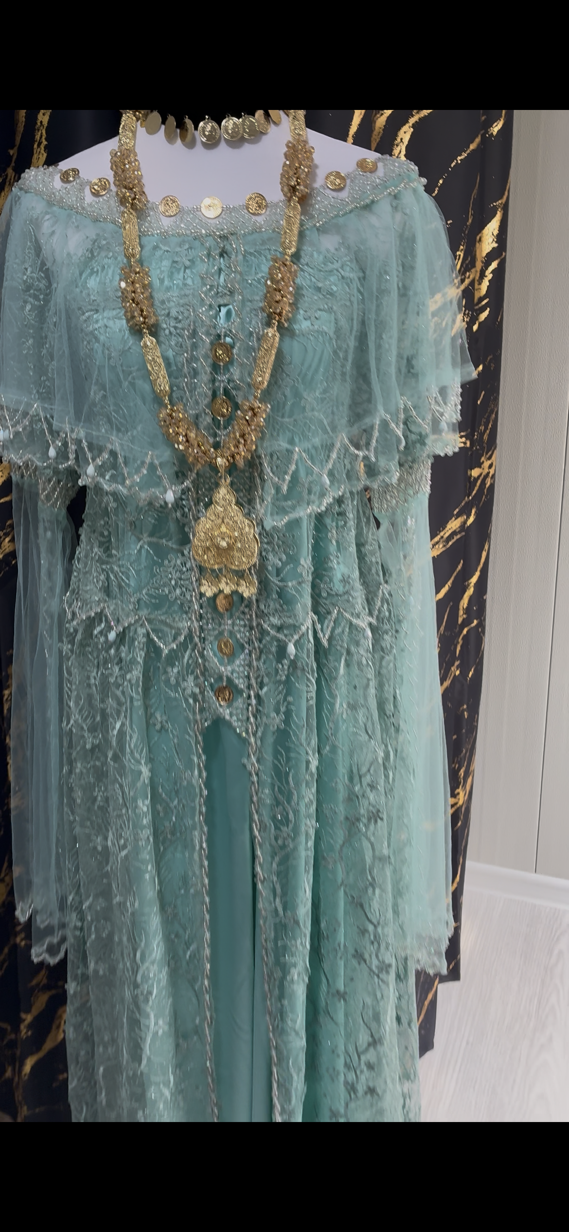 Robe Naili de luxe