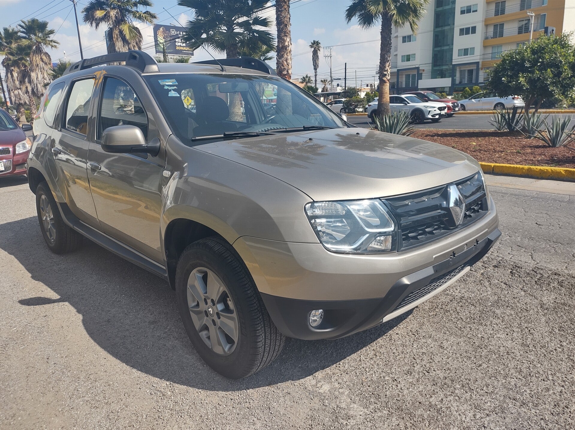 RENAULT DUSTER INTENS