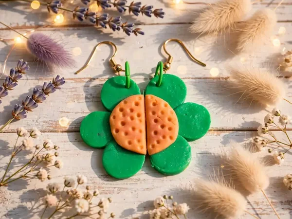 Pendiente flor verde