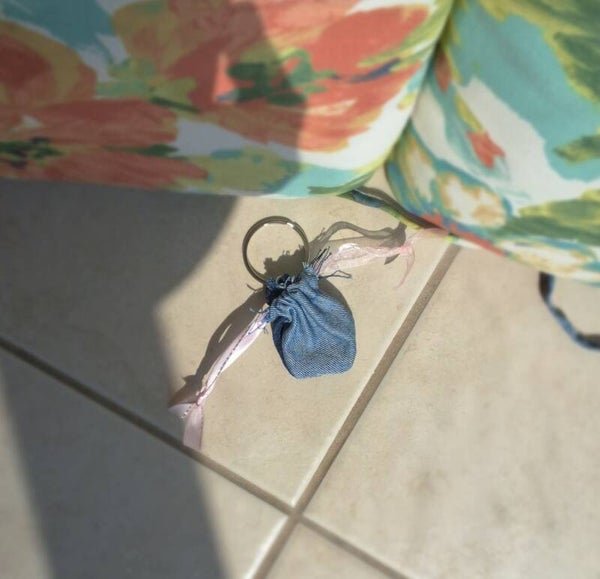 Mini pouch keychain