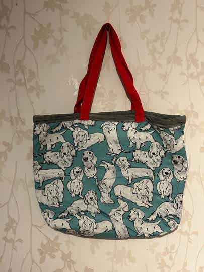 Boodschappentas : teckel wit op blauw