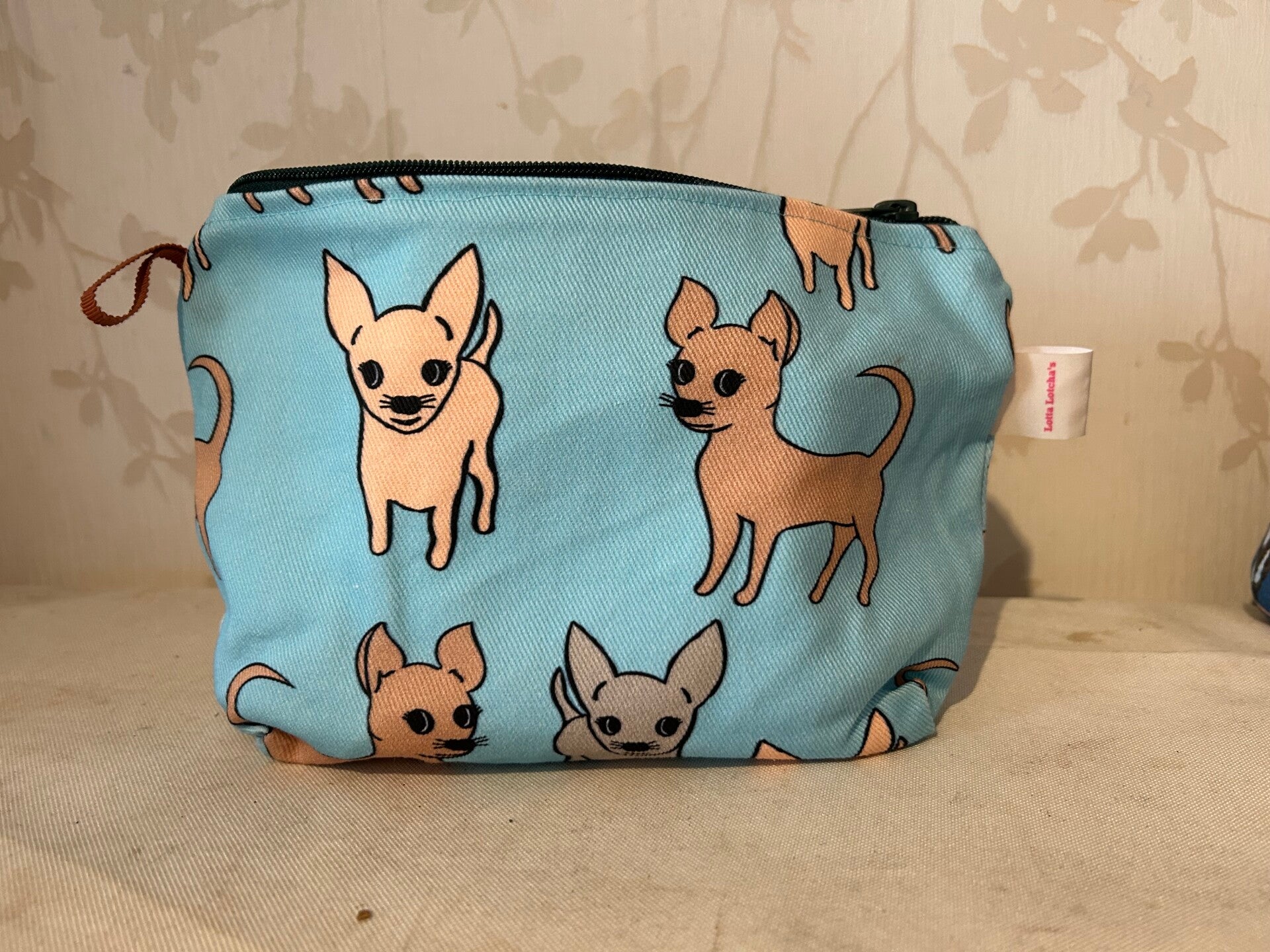Etui : Chihuahua mega