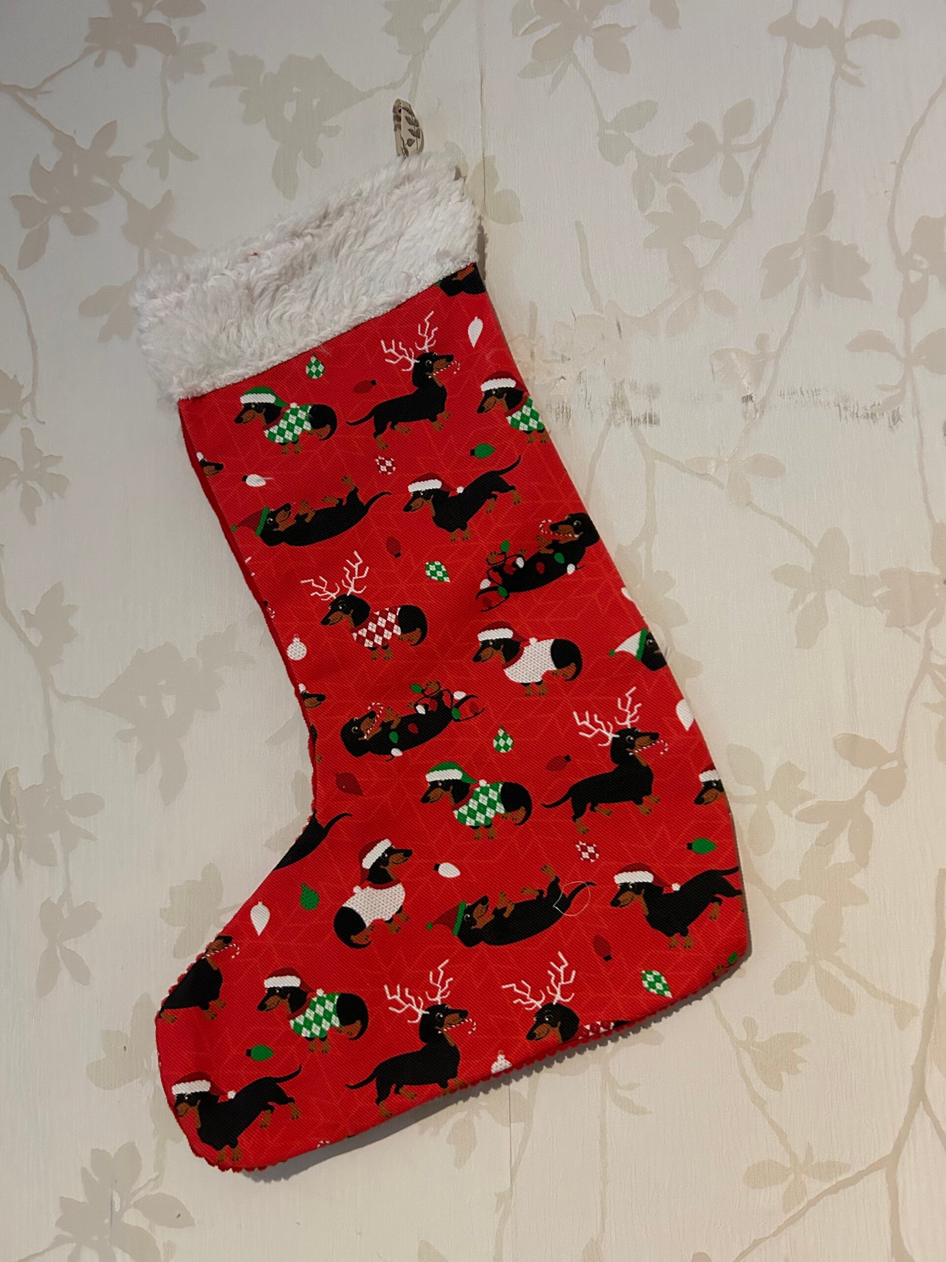 Kerstsok Groot : Teckel met kerstlampjes