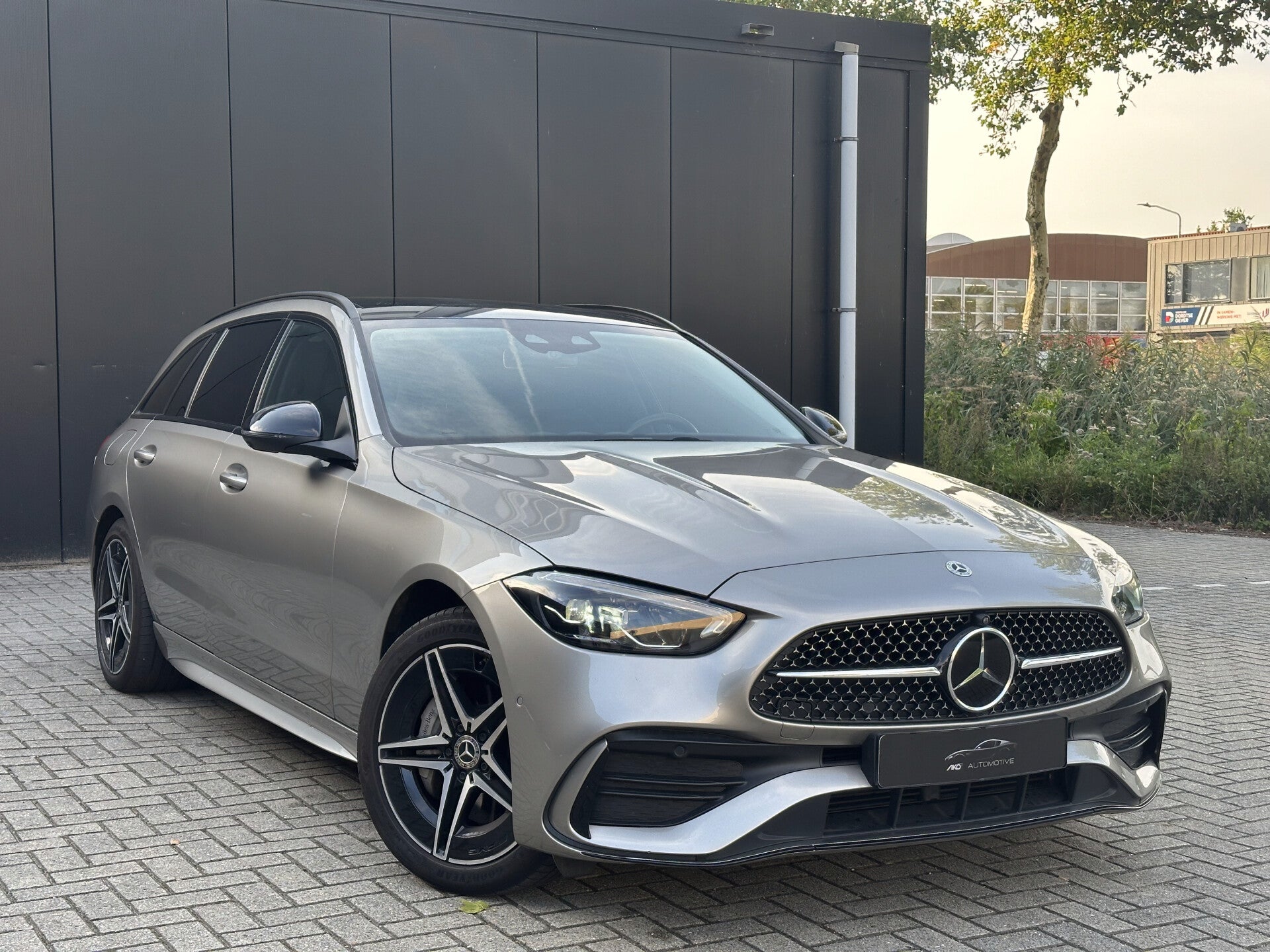 Mercedes-Benz C300e AMG Business Line Full Pano Masage 360ca