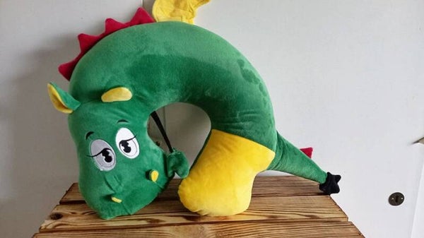 Reisenackenkissen Drache