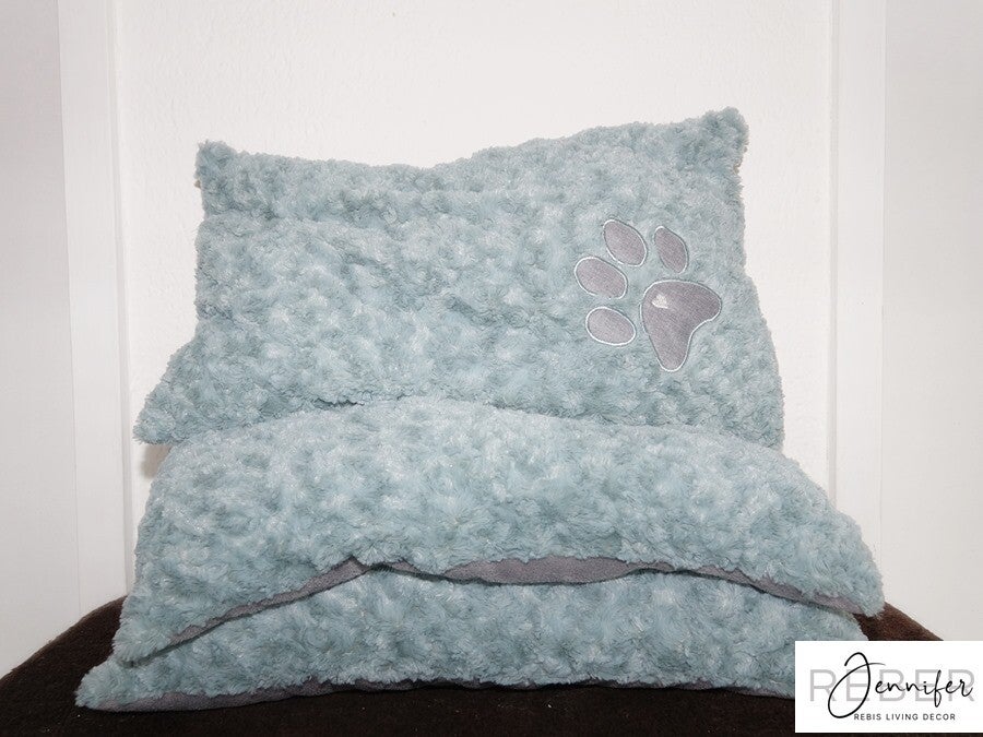 Kuschelkissen grün/grau mit Pfote