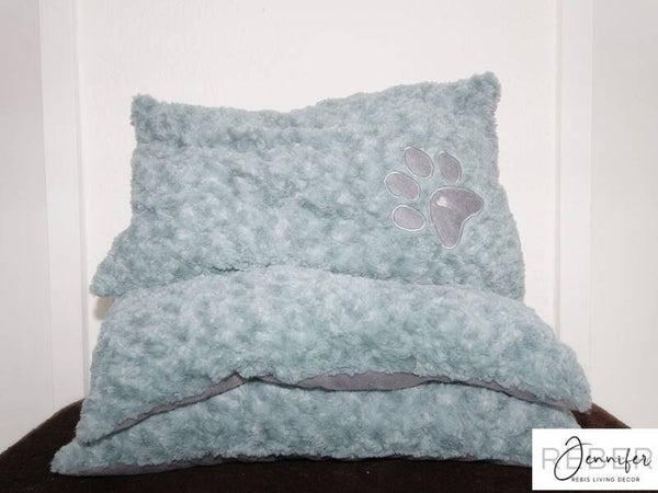 Kuschelkissen grün/grau mit Pfote