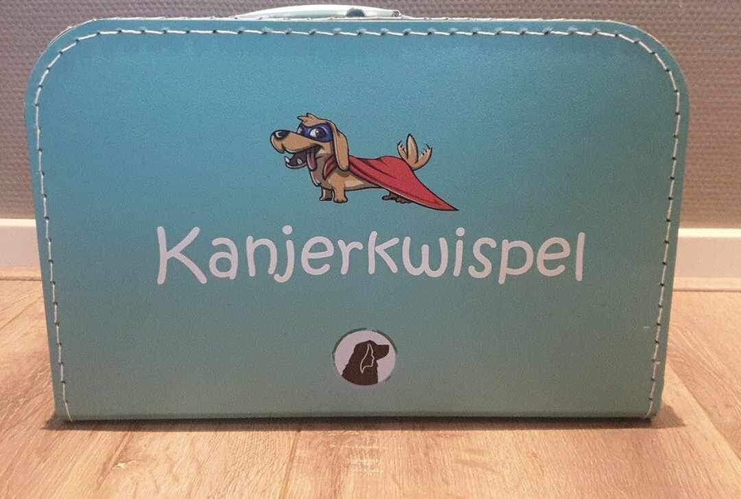 102- Kanjerkwispelkoffertje