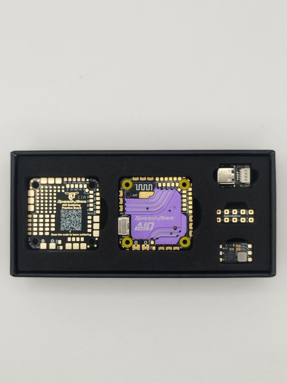 Speedybee F405 AIO V1 (lila)