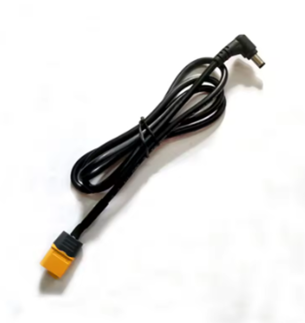 FPV Brillen Ladekabel 1 Meter – 10A 18AWG Kabel, DC5.5x2.1 Winkel auf XT60Male – kompatibel mit DJI und SKYZONE