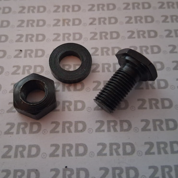 Boulon fixation glissière support moteur