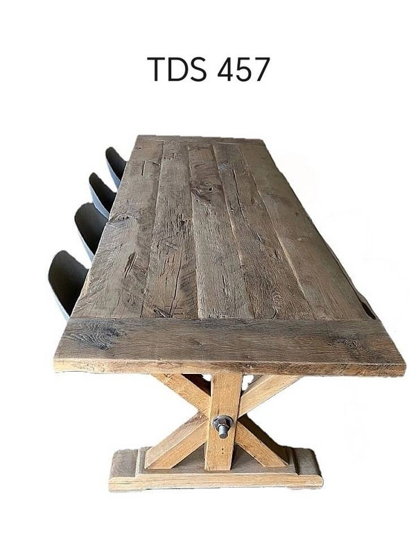Table en vieux  bois