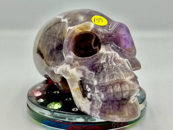 Chevron Amethist Traveler Skull XL1: 10x4x4.5 cm - 239 gram