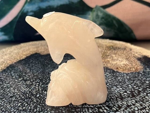 Rozenkwarts Dolfijn 1 - 5.7 x 2.9 x 6.3 cm - 94 gram