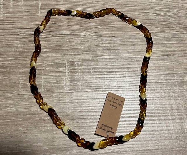 Barnsteen Ketting 50cm met draaisluiting – uit Estland = Zonnig Baltic LeMUria Amber