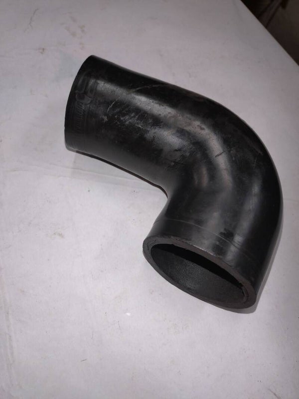 Schlauch am Vergaser