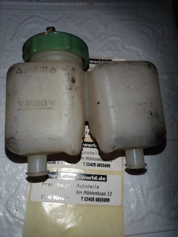 Behälter für Bremsflüssigkeit LHM grün gebr.