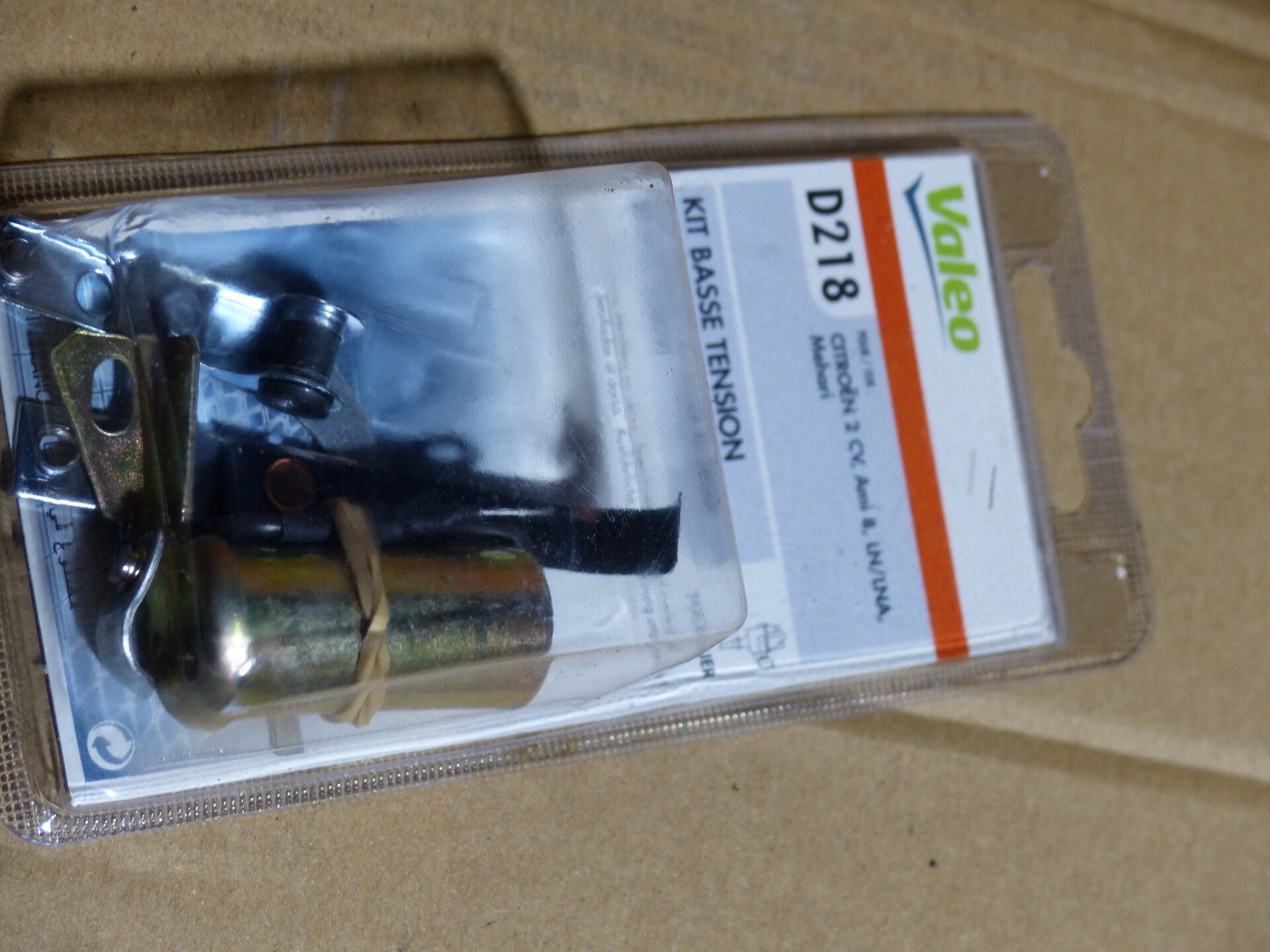 Kontakte/ Kondensator