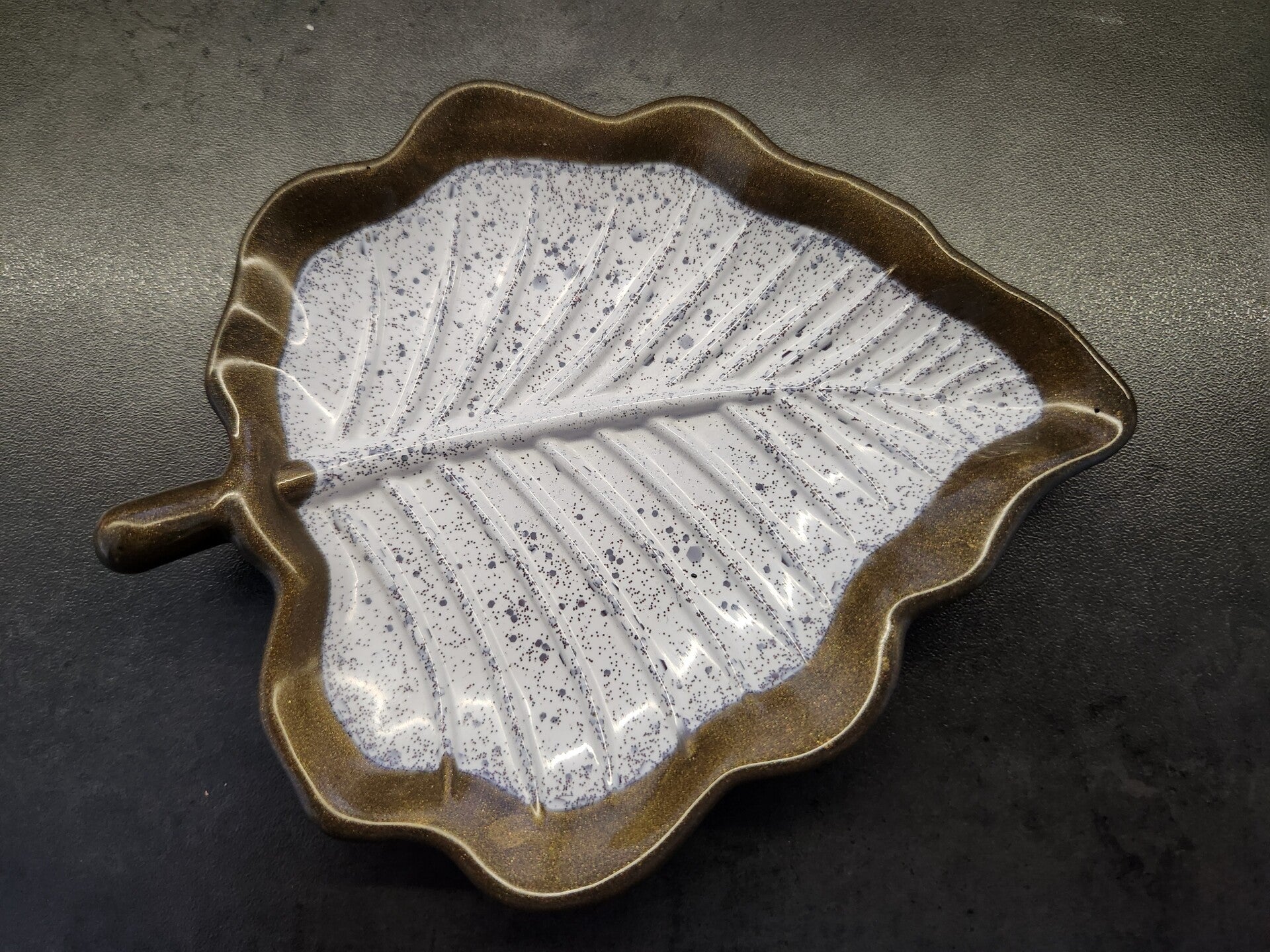 Vide poche Feuille