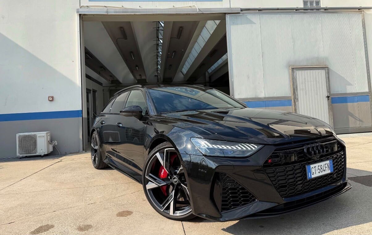 AUDI RS6