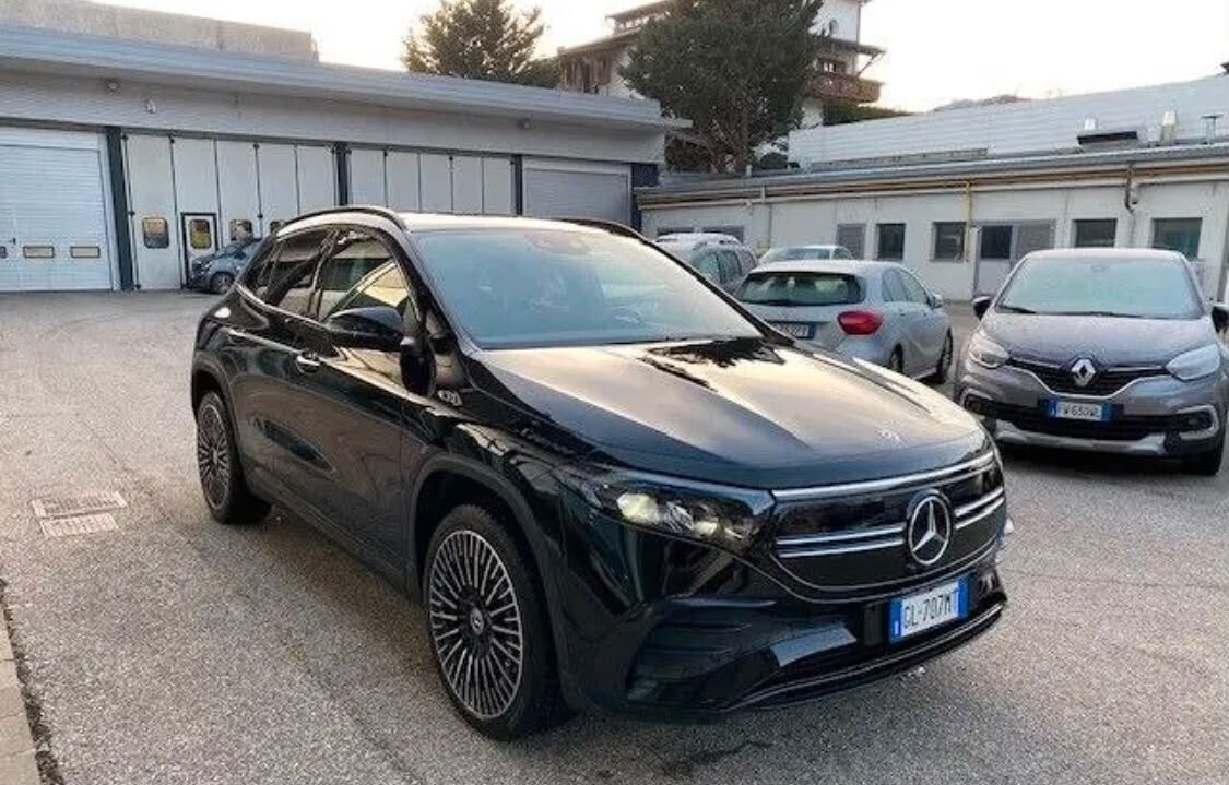 MERCEDES BENZ EQB HYBRID