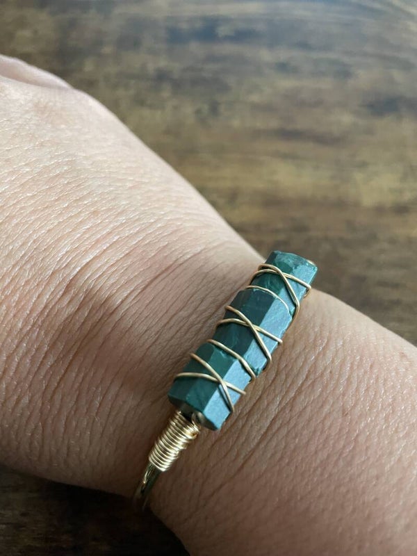 Armband goudkleurig met aventurijn