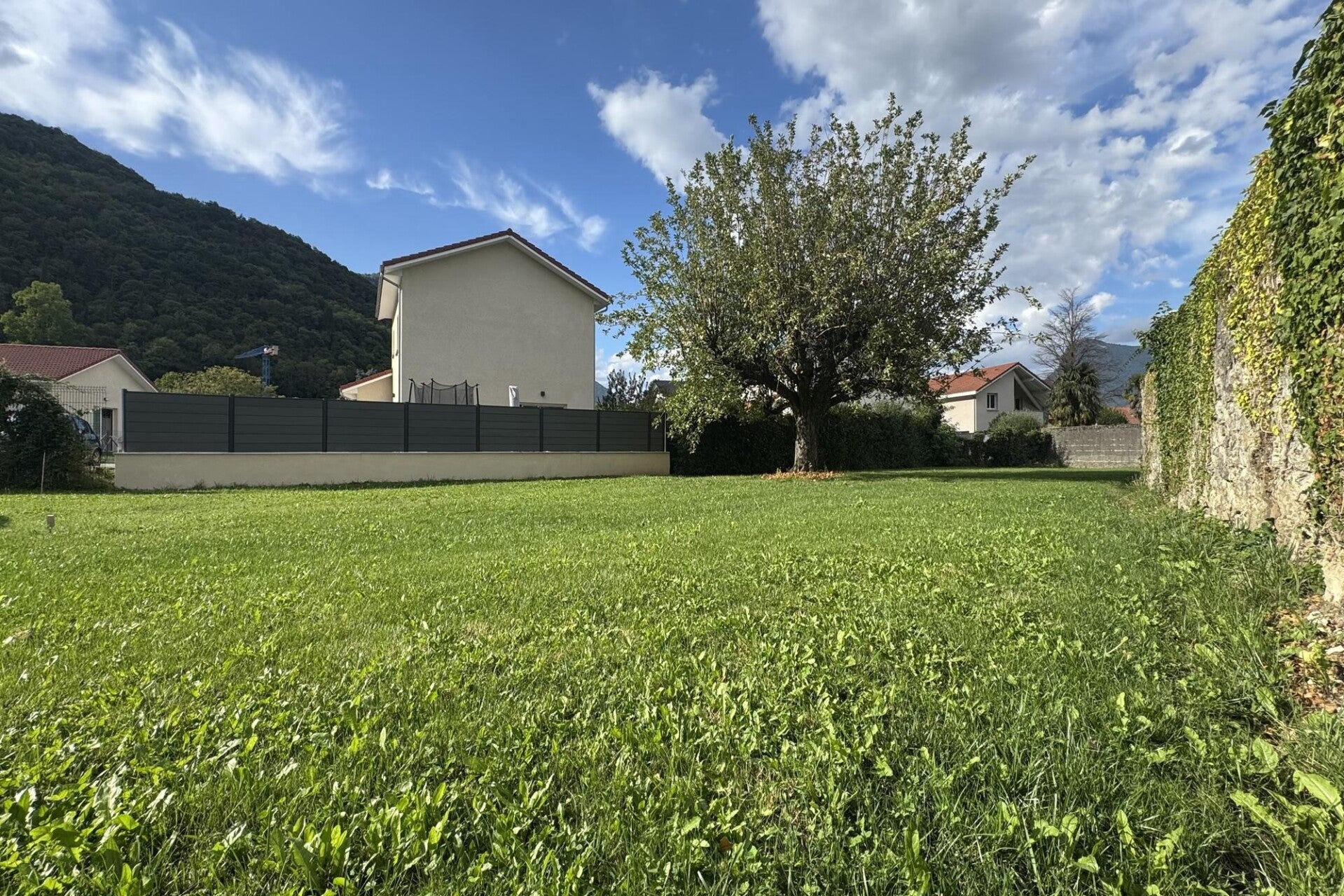 Terrain de 602 m2 NOYAREY