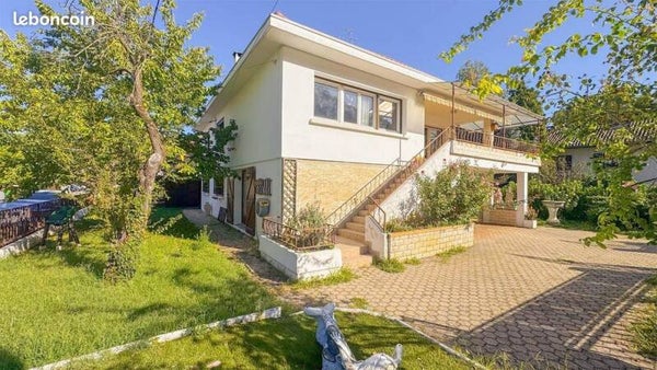 Maison 8 pièces 180 m² SAINT-MARTIN-D'HÈRES