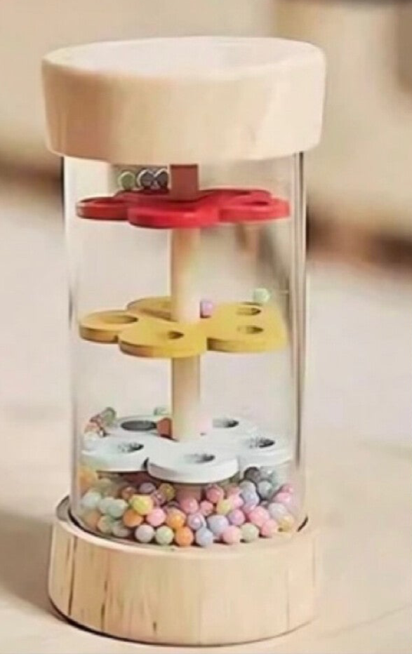 Дрънкалка с топчета