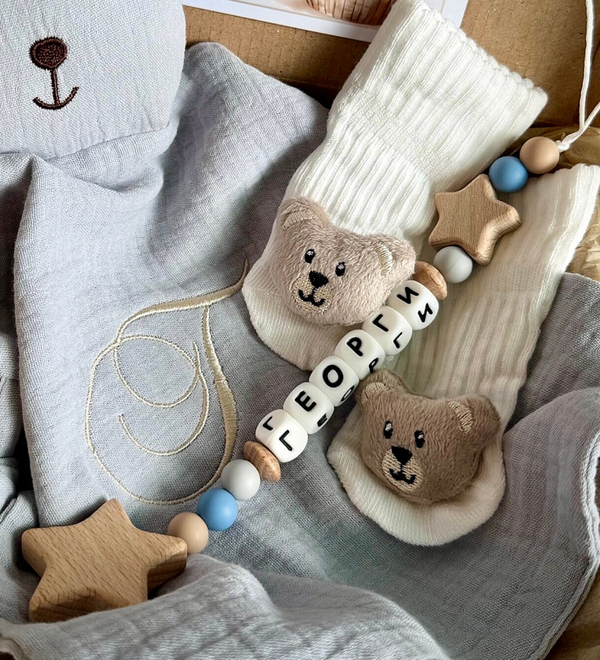 Клипс за момче