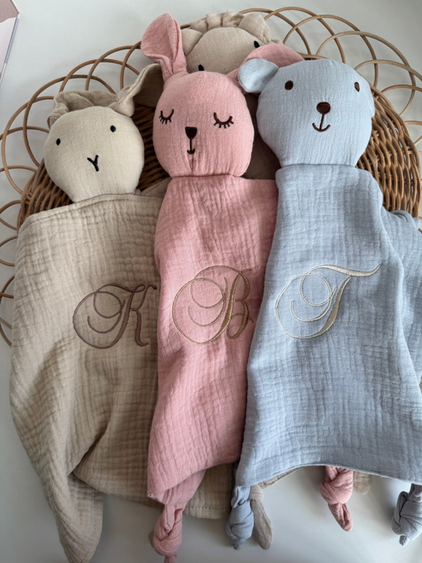 Бродирана играчка с буква или име