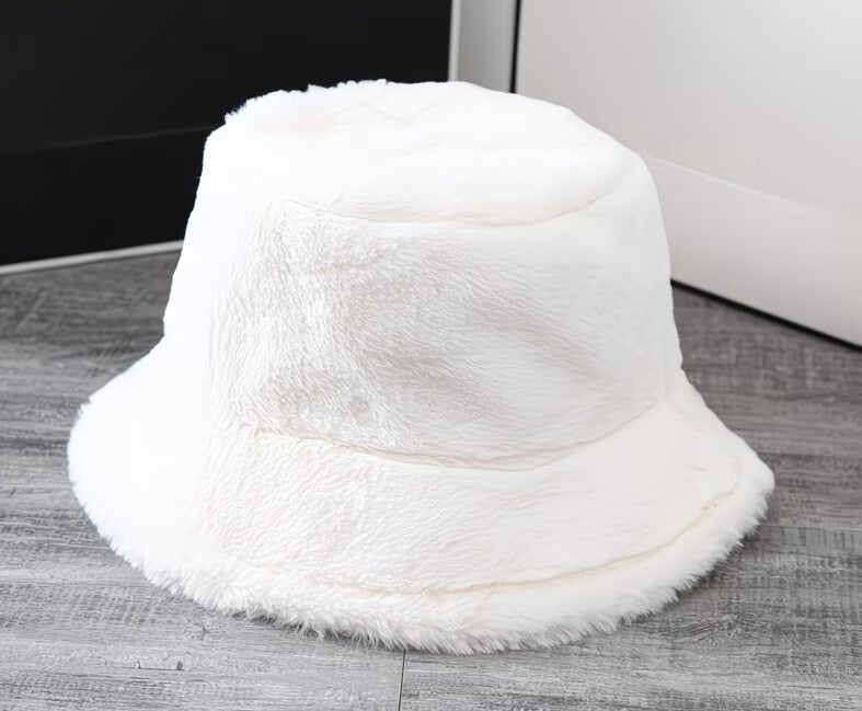 Women's Cozy Faux Fur Bucket Hat