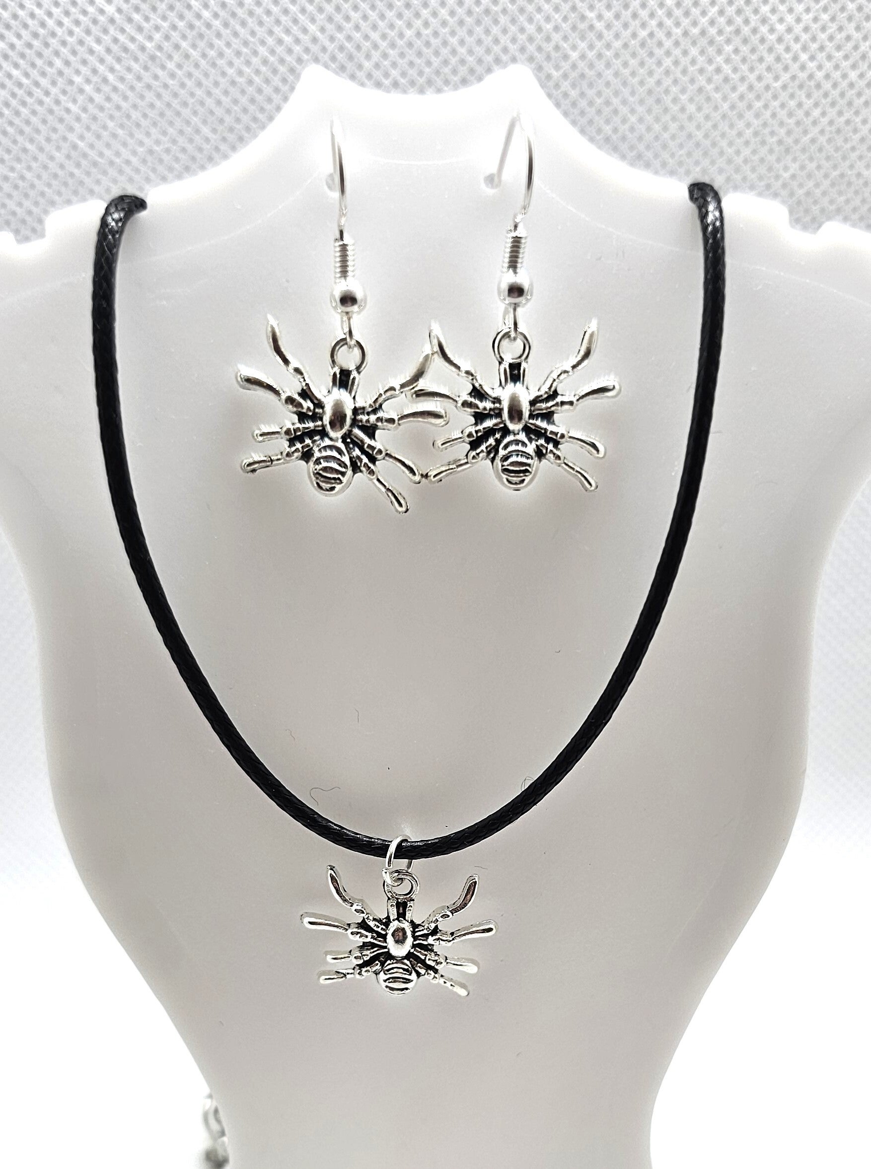 Edgy Spider Necklace & Earrings Set