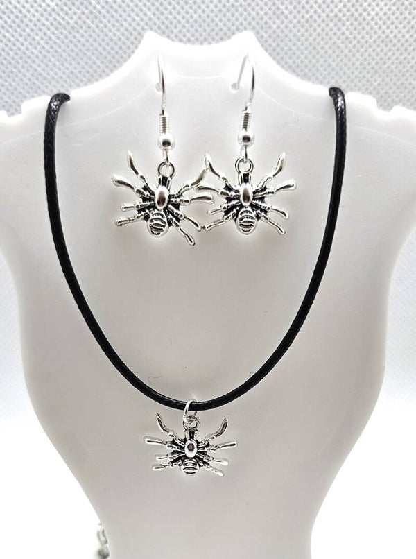 Edgy Spider Necklace & Earrings Set