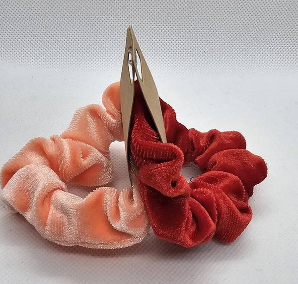 Plush Ribbed Fabric Scrunchie Set