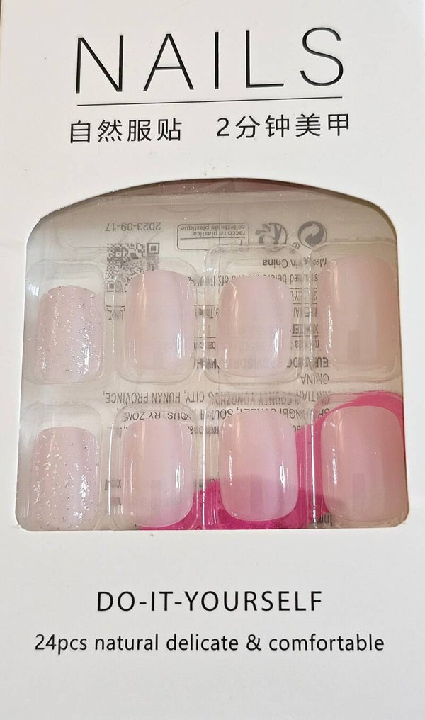 Glamour Press-On Nail Collection